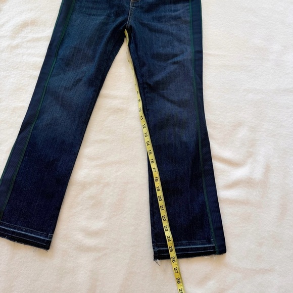 Veronica Beard Carly Kick Flare High Rise Jeans Size 26/2 - Picture 7 of 11